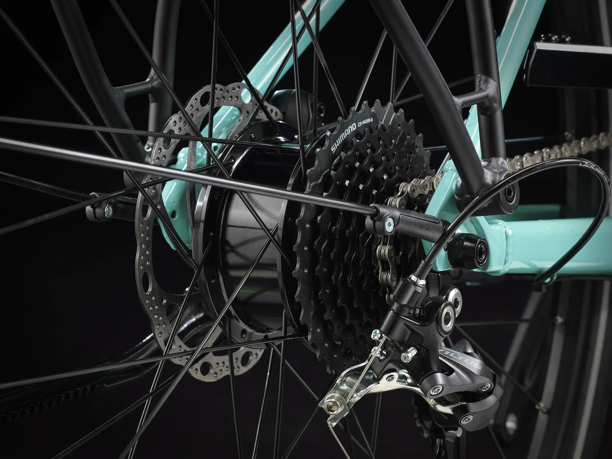 Trek FX+ 2 Stagger