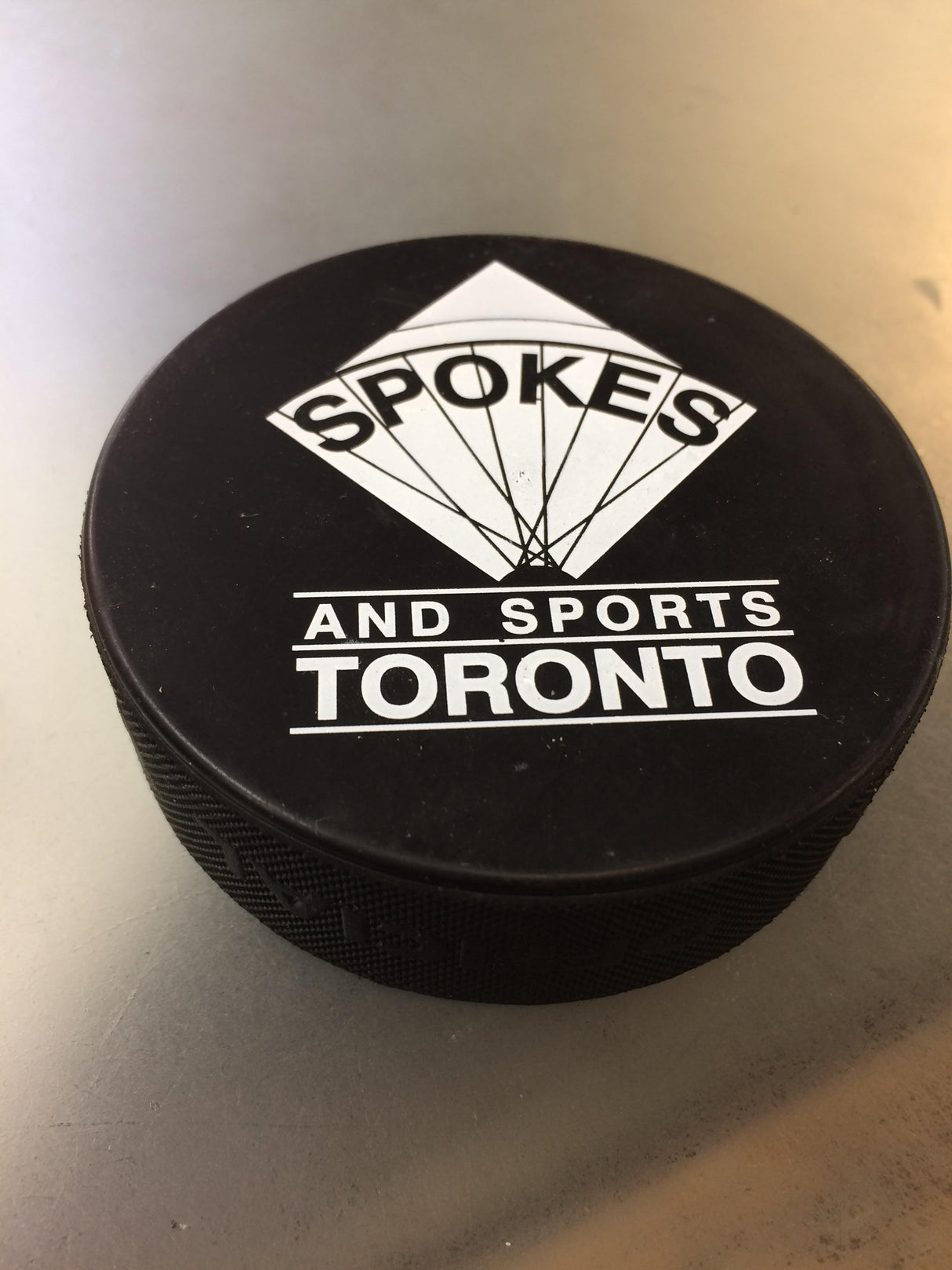 Spokes Viceroy Hockey Puck